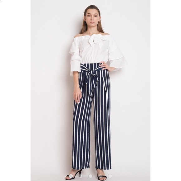 navy and white striped pants outfit